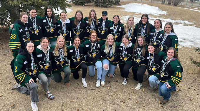 2024-news-hockey-team